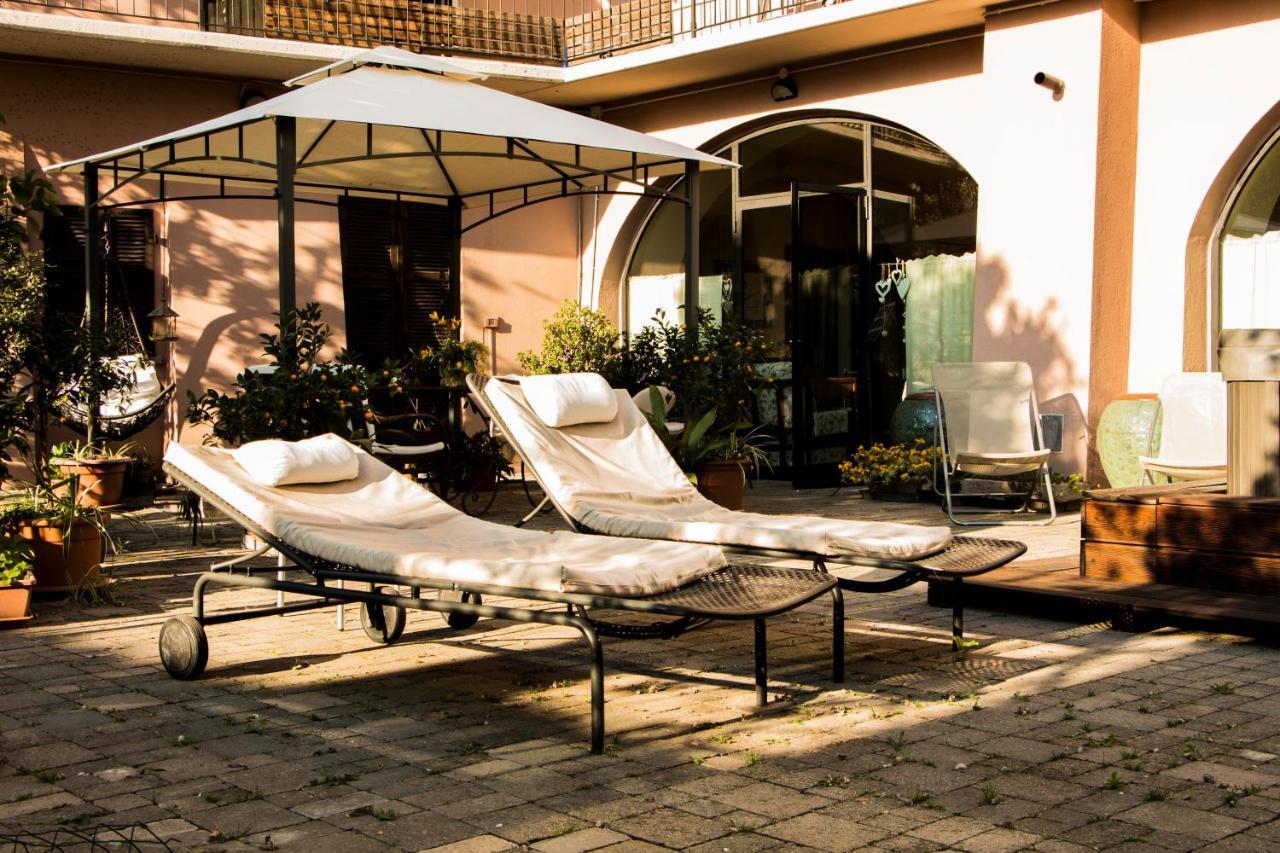 L'Aromatario Bed & Breakfast Neive Bagian luar foto