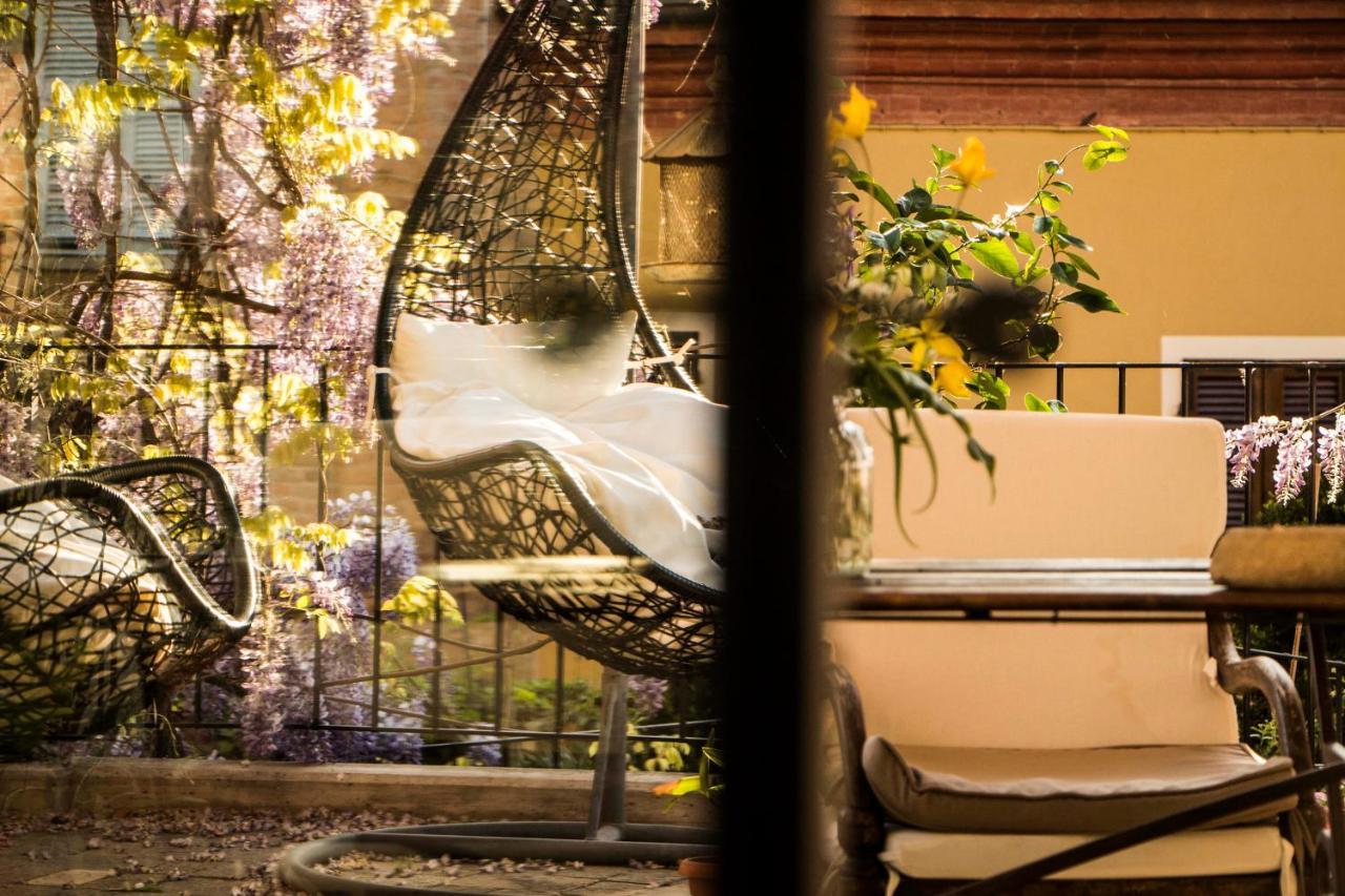 L'Aromatario Bed & Breakfast Neive Bagian luar foto