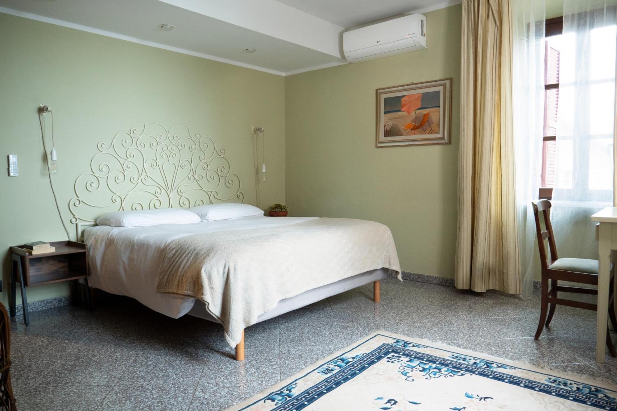 L'Aromatario Bed & Breakfast Neive Bagian luar foto