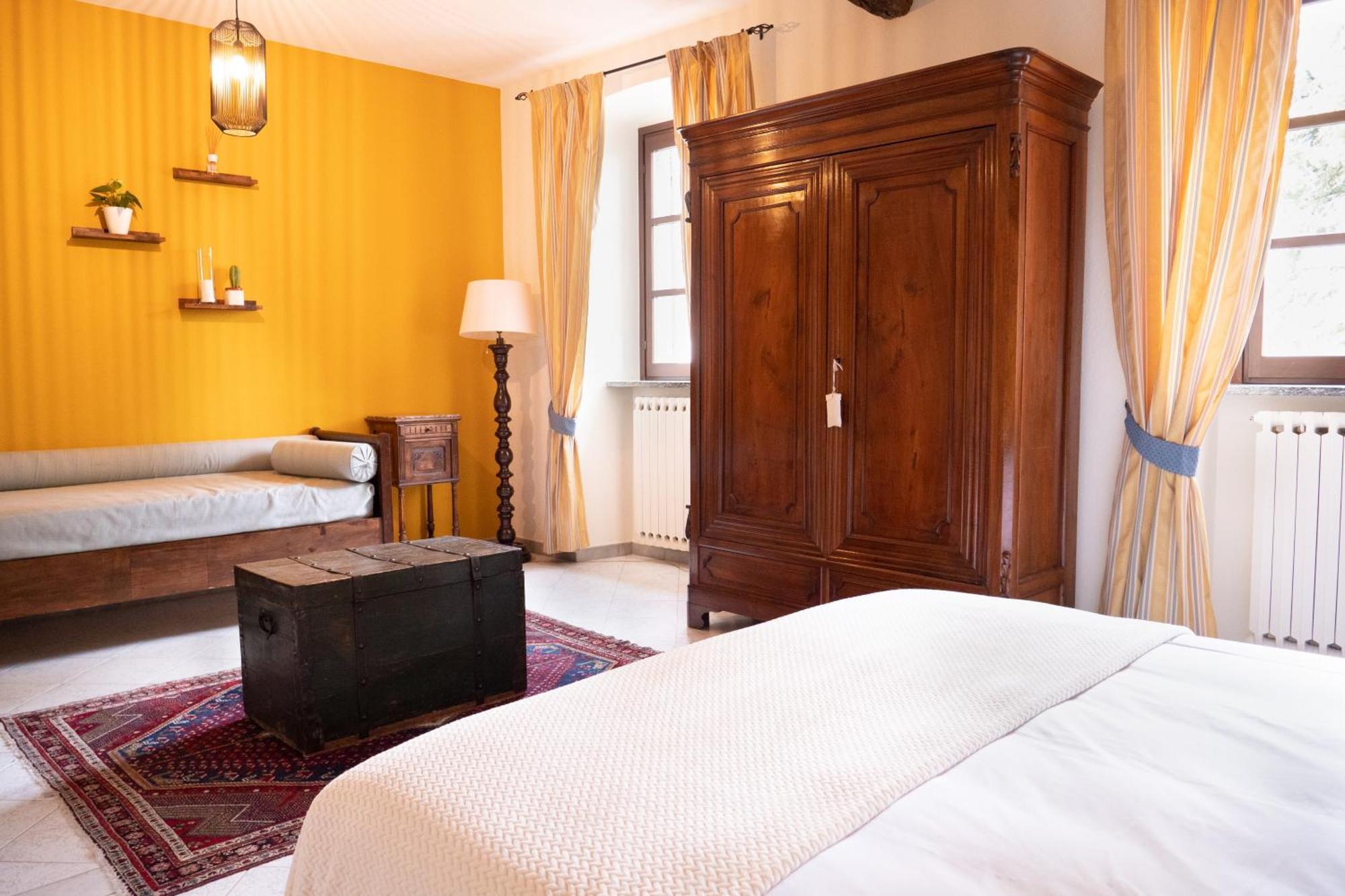 L'Aromatario Bed & Breakfast Neive Bagian luar foto