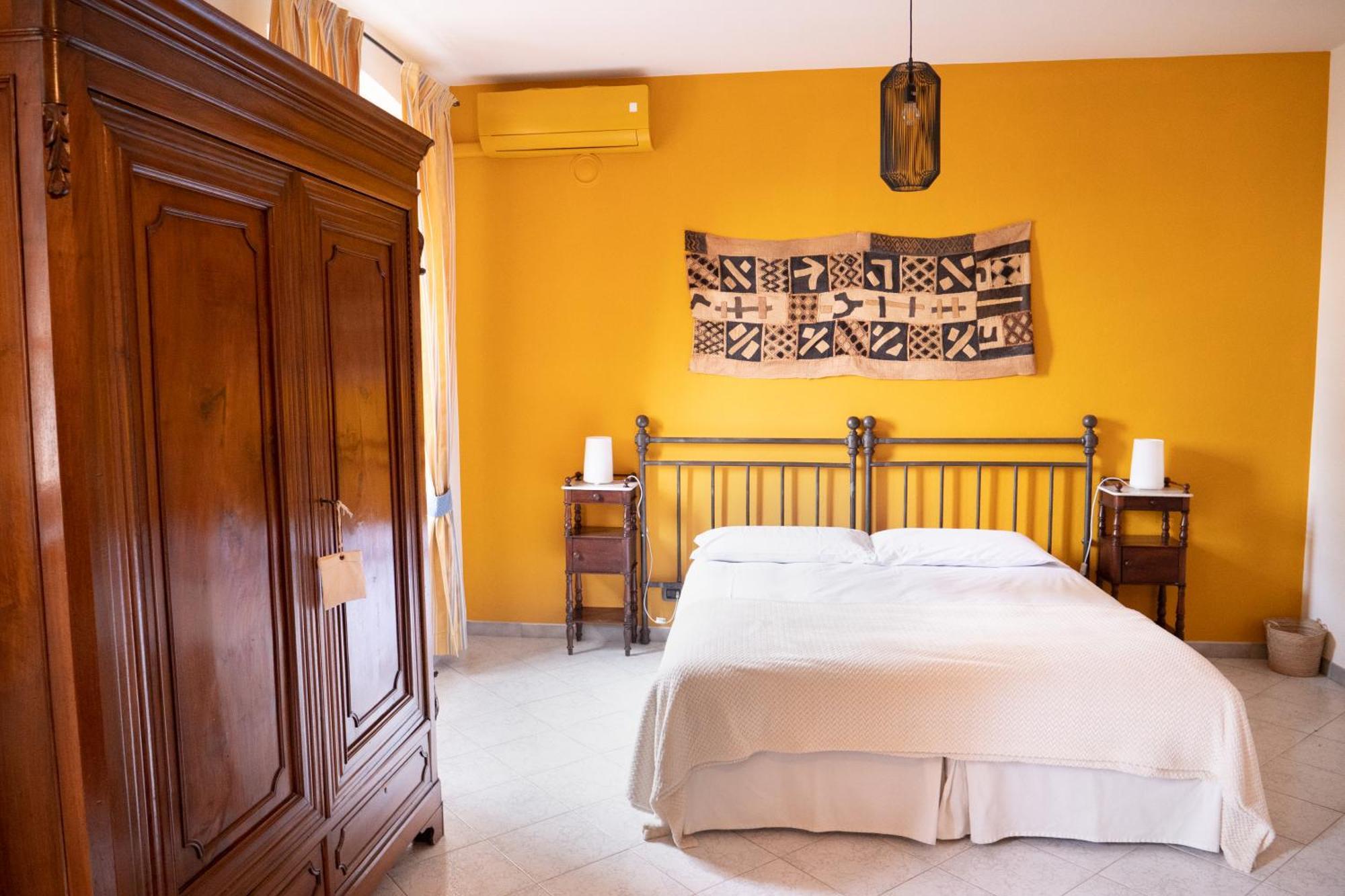 L'Aromatario Bed & Breakfast Neive Bagian luar foto