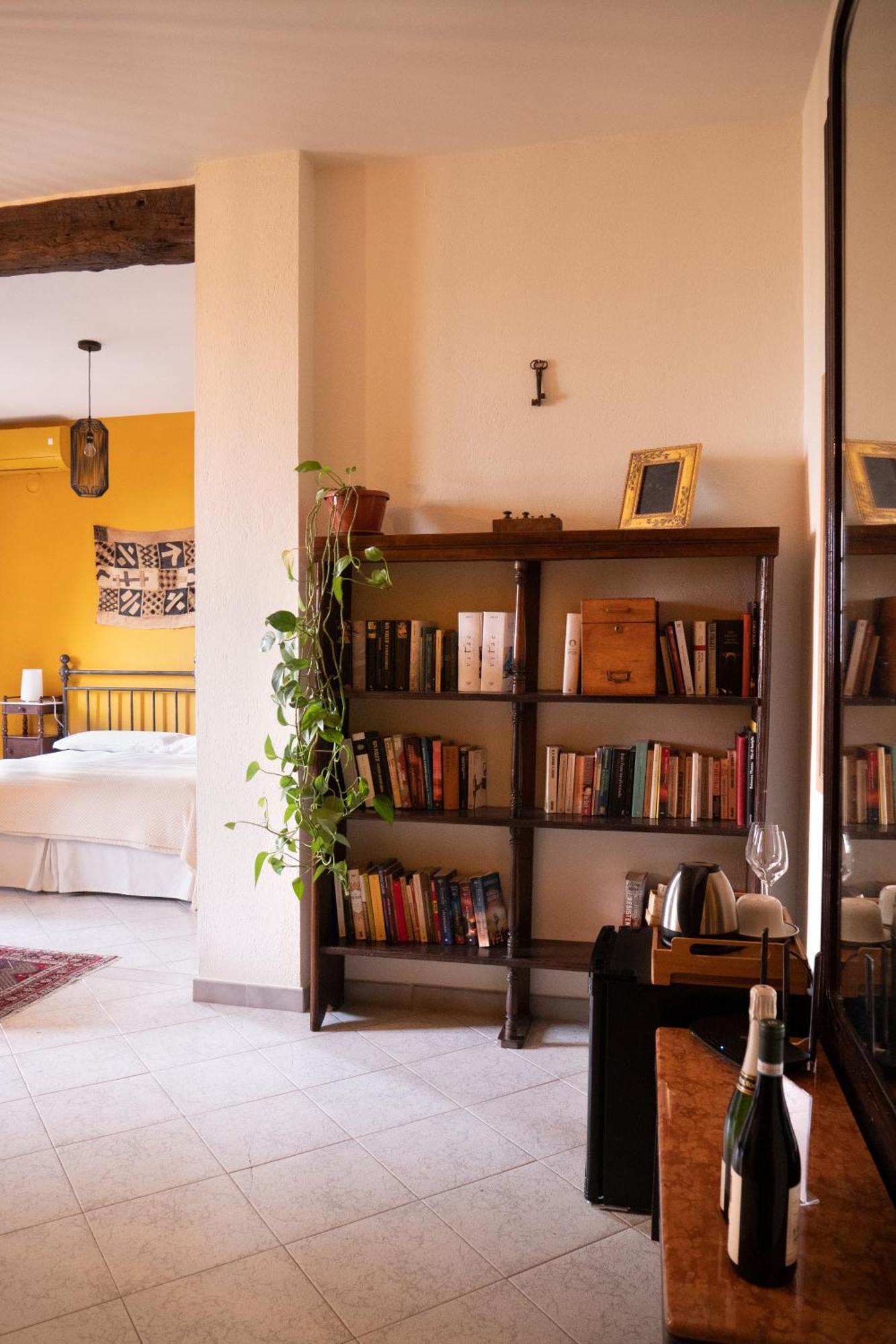 L'Aromatario Bed & Breakfast Neive Bagian luar foto