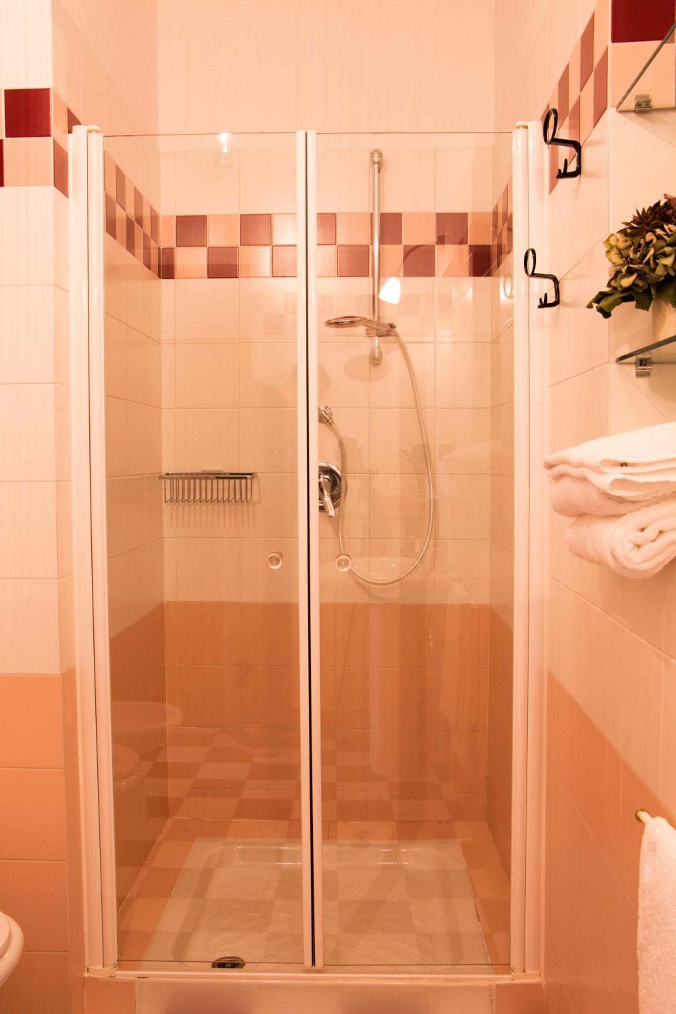 L'Aromatario Bed & Breakfast Neive Bagian luar foto